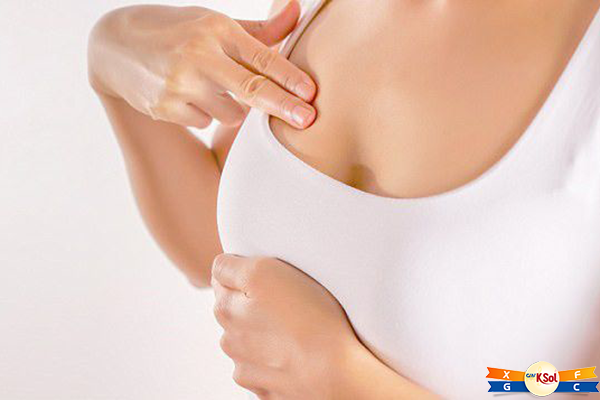 Thường xuyên kiểm tra vú tại nhà