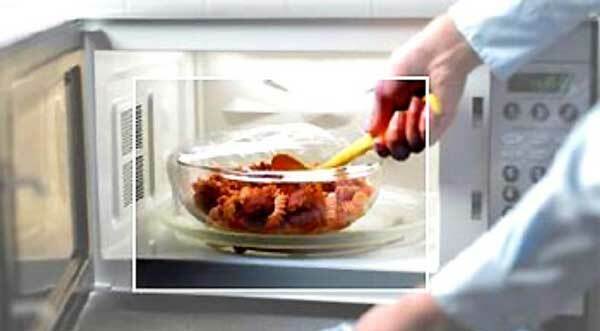 Bức xạ của lò vi sóng có thể gây ung thư não