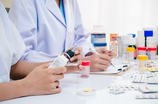 Hóa trị cũng là một phương pháp điều trị ung thư máu