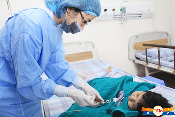Phương pháp phẫu thuật là phương pháp hiếm khi được sử dụng để điều trị ung thư máu ở trẻ em.