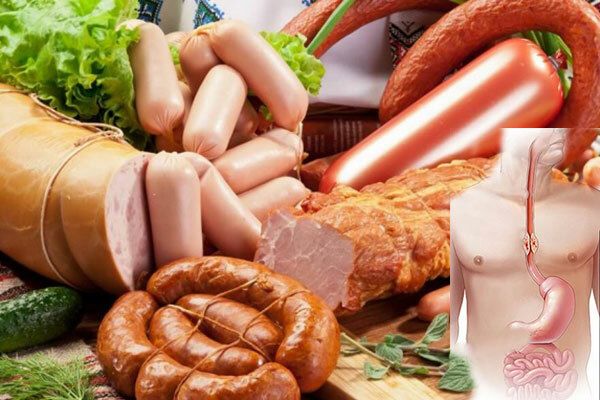 Không nên sử dụng các loại thực phẩm chế biến sẵn như thịt xông khói, xúc xích