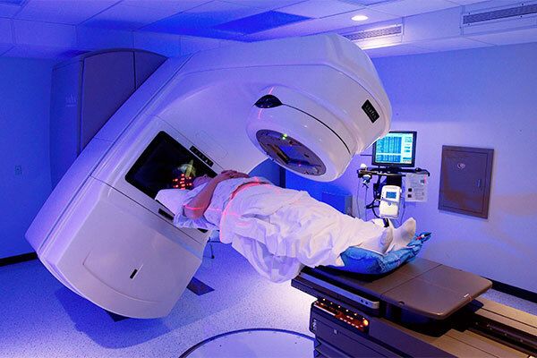 Xạ trị Iod 131 là phương pháp điều trị ung thư tuyến giáp