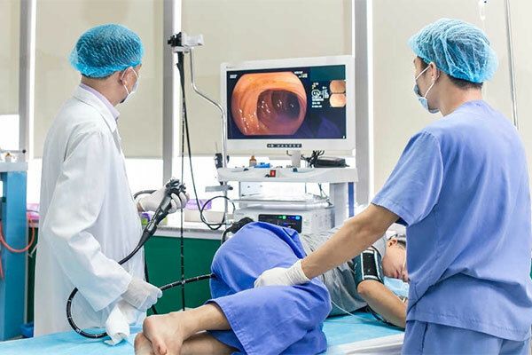 Chẩn đoán ung thư đại tràng bằng phương pháp nội soi