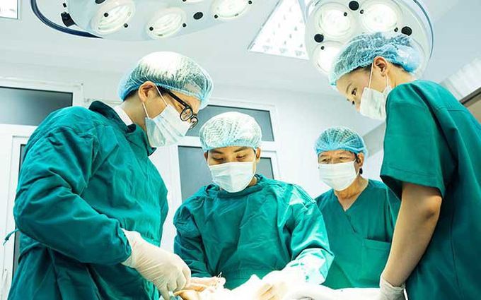 Phẫu thuật là một trong những phương pháp điều trị ung thư lưỡi