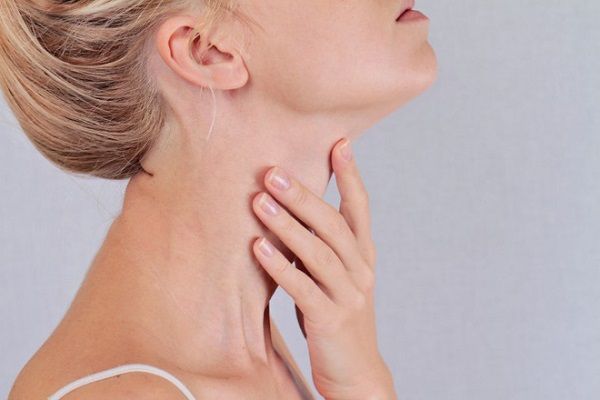 Có rất nhiều nguyên nhân dẫn đến ung thư tuyến giáp