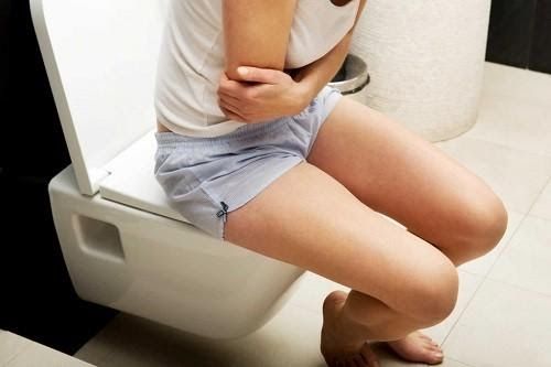 Rối loạn đại tiện là một trong những triệu chứng thường gặp ở bệnh nhân ung thư đại trực tràng