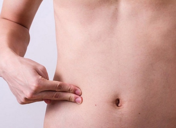 Đau bụng dưới bên trái kèm cục cứng có thể là triệu chứng của vấn đề sức khỏe nghiêm trọng không?
